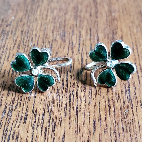 Make Offers • VINTAGE 🍀 4-Leaf Clover Screw-On Earrings GREAT for ALL - Picture 2 of 7